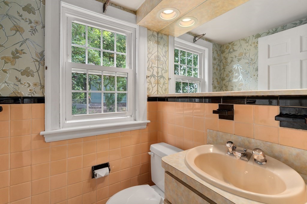 4 Greaton Road Boston, MA 02132 - Photo 14 of 19 Gallery Image 14