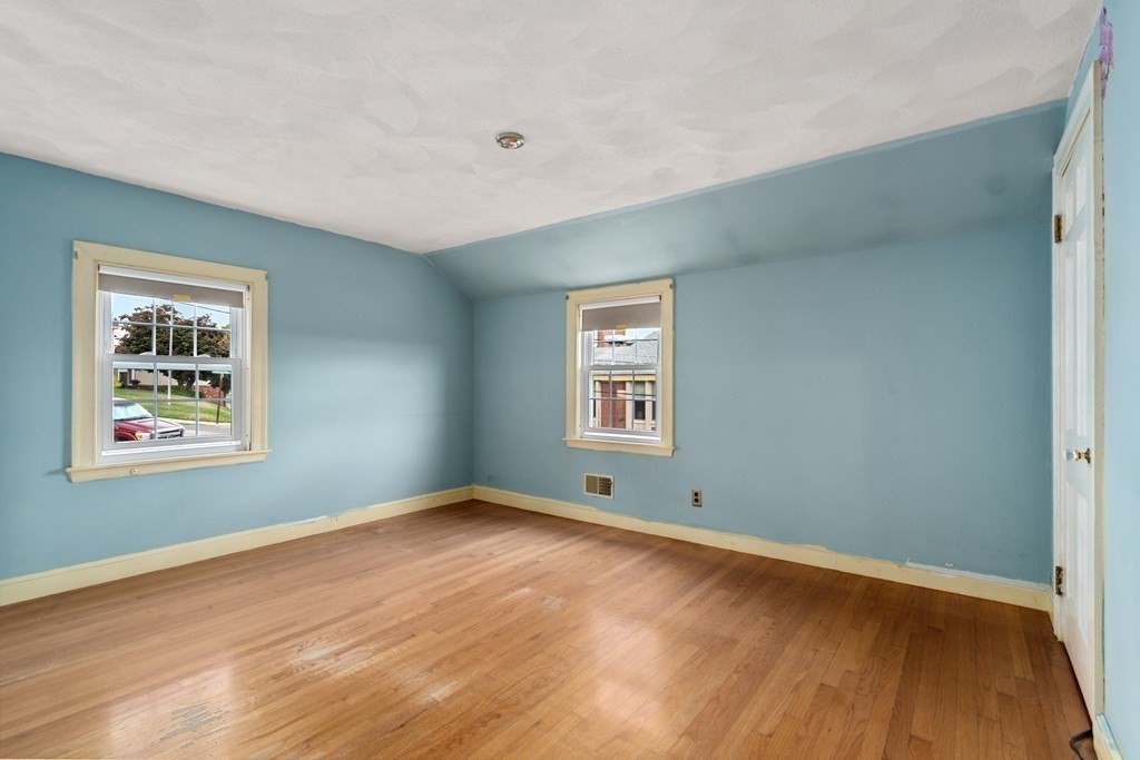 4 Greaton Road Boston, MA 02132 - Photo 18 of 19 Gallery Image 18