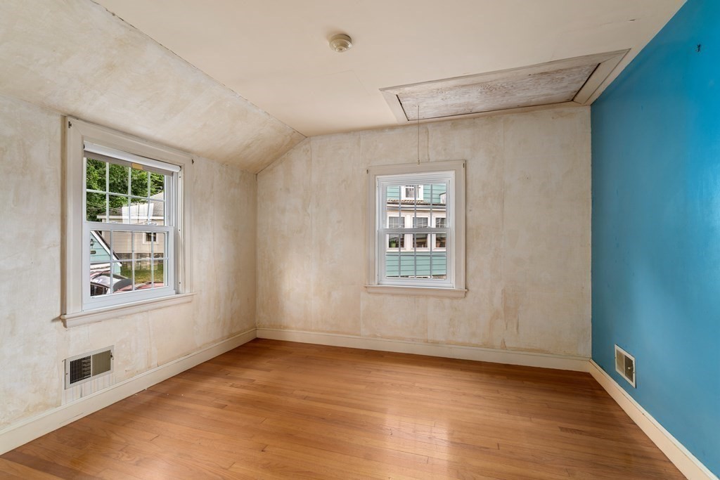 4 Greaton Road Boston, MA 02132 - Photo 19 of 19 Gallery Image 19