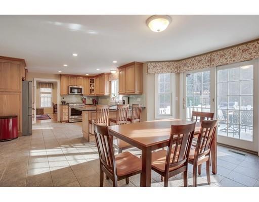 38 Hartwell Road Bedford, MA 01730 - Photo 5 of 29 Gallery Image 5