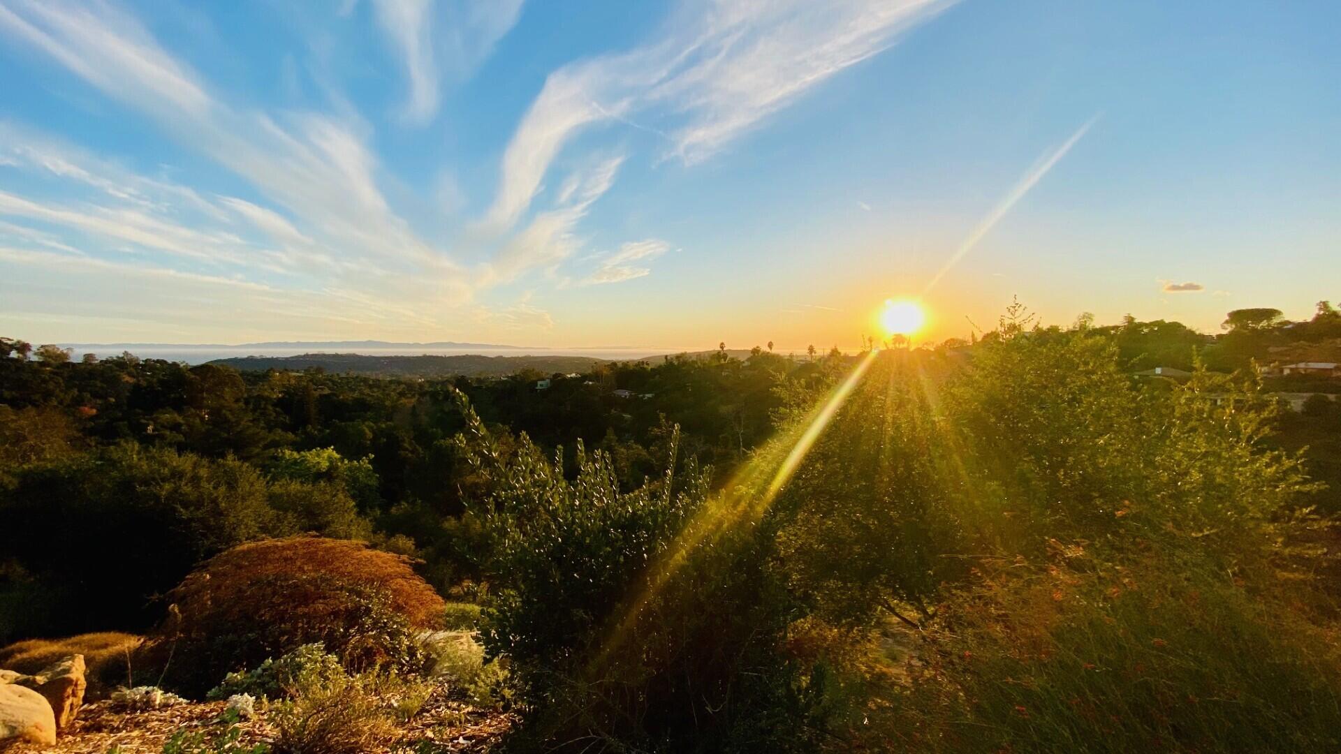 1751 Grand Avenue Santa Barbara, CA 93103 - Photo 2 of 9 SUNSET VIEW
