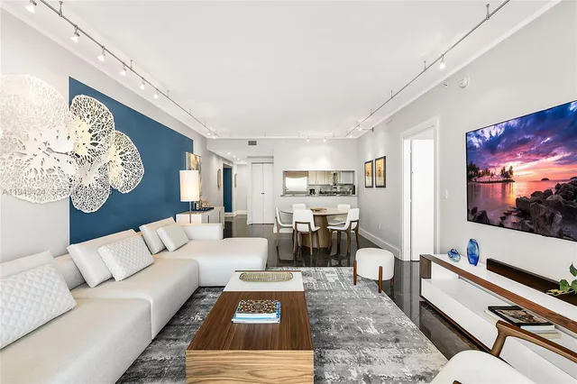 $1,900,000 | 540 West Avenue, Unit 2311, Miami Beach, FL 33139