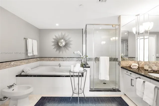 $1,900,000 | 540 West Avenue, Unit 2311, Miami Beach, FL 33139