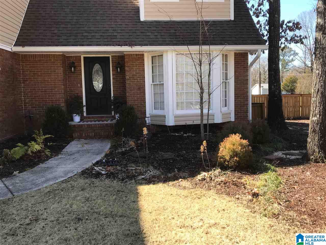 649 Olde Towne Lane Alabaster, AL 35007 - Photo 2 of 41
