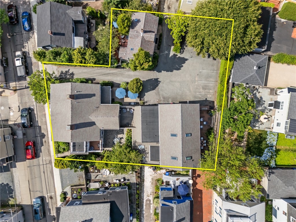 352 Spring Street Newport, RI 02840 - Photo 9 of 50 Lot lines are approximate.