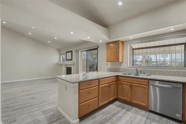 $1,940 | 7951 Aspendale Drive, Las Vegas, NV 89123