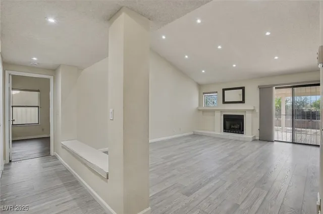 $1,940 | 7951 Aspendale Drive, Las Vegas, NV 89123