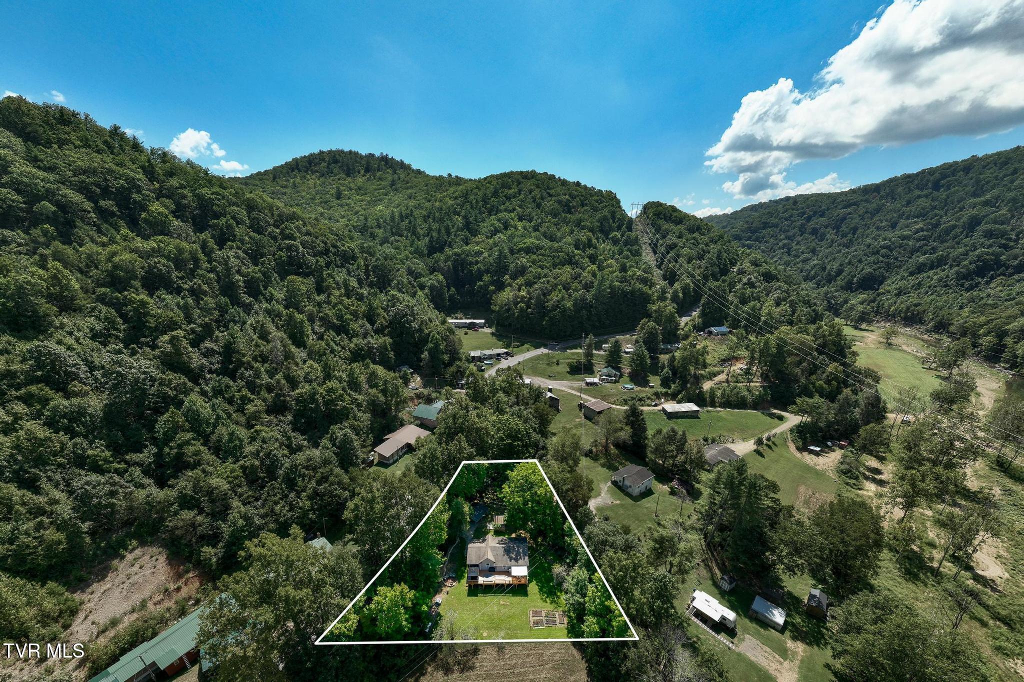 778 Poga Road Butler, TN 37640 - Photo 51 of 72 778 Poga Road (5 of 85)
