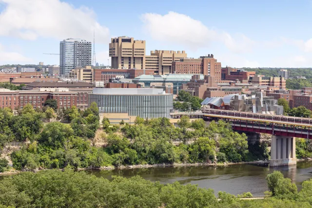 $214,990 | 1920 South 1st Street, Unit 1406, Minneapolis, MN 55454