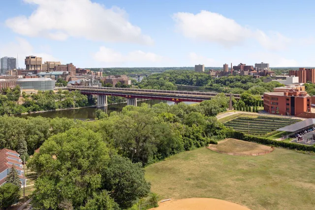 $214,990 | 1920 South 1st Street, Unit 1406, Minneapolis, MN 55454