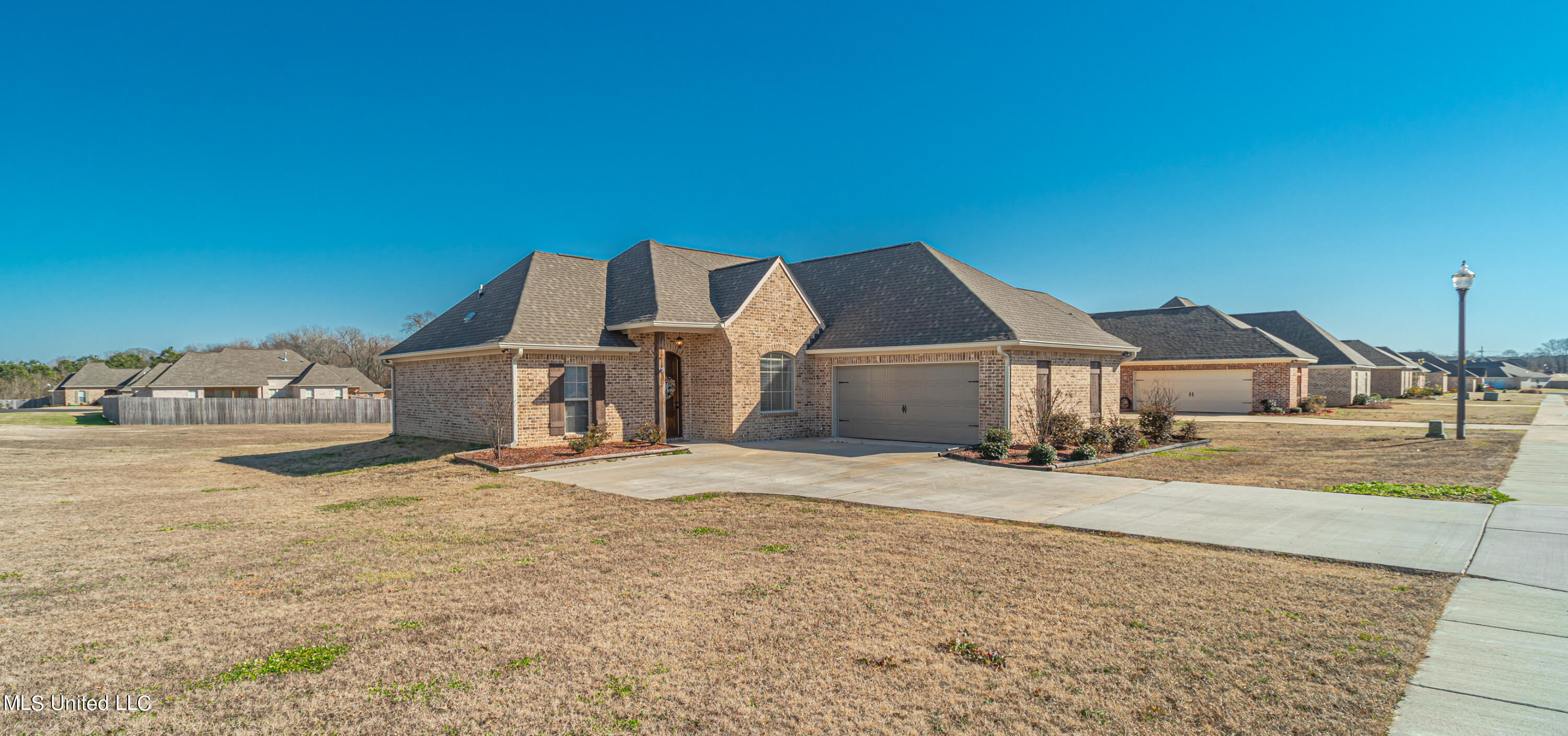 161 Western Ridge Circle Canton, MS 39046 - Photo 1 of 23 926A0972