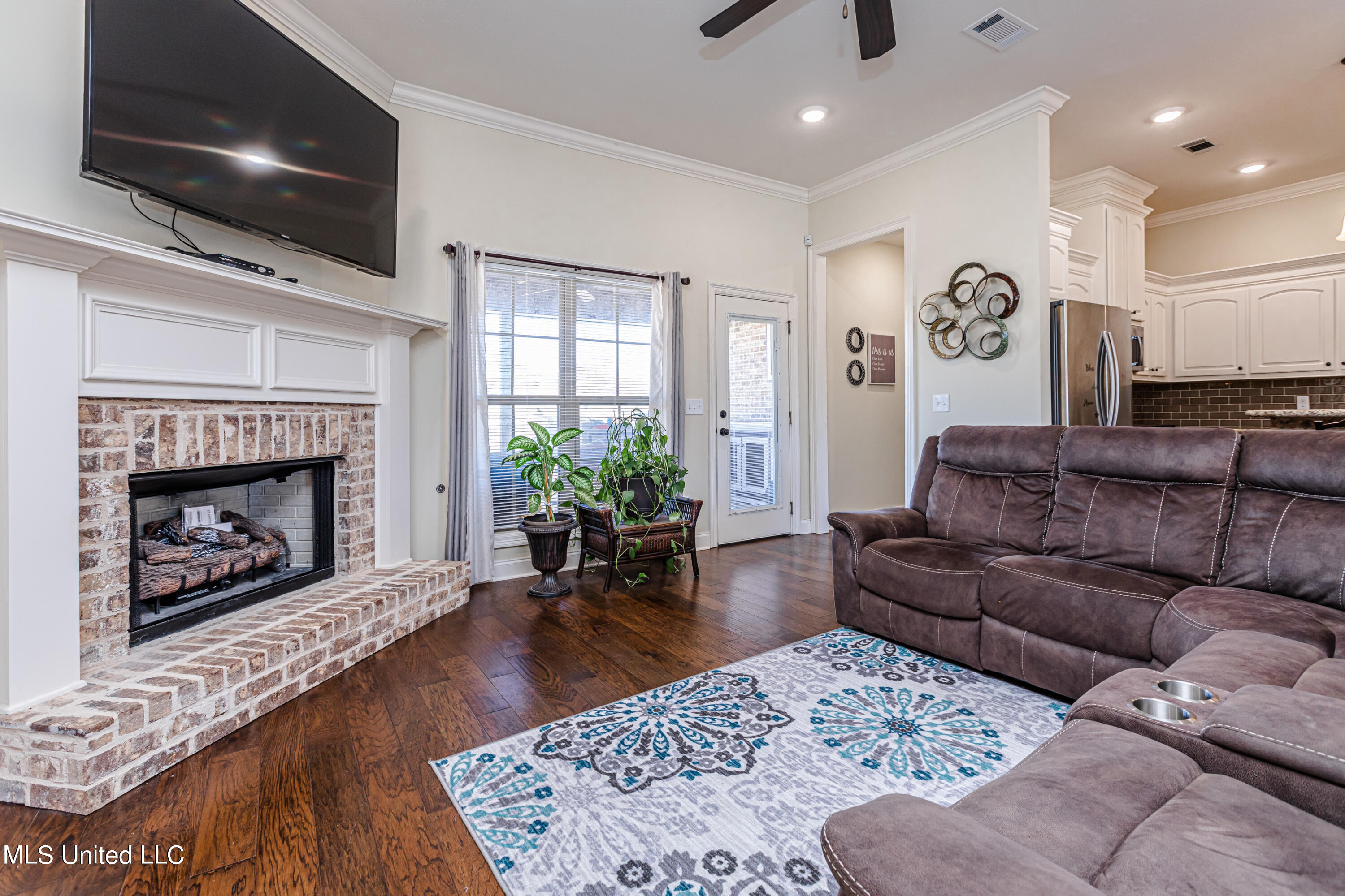 161 Western Ridge Circle Canton, MS 39046 - Photo 4 of 23 926A1006