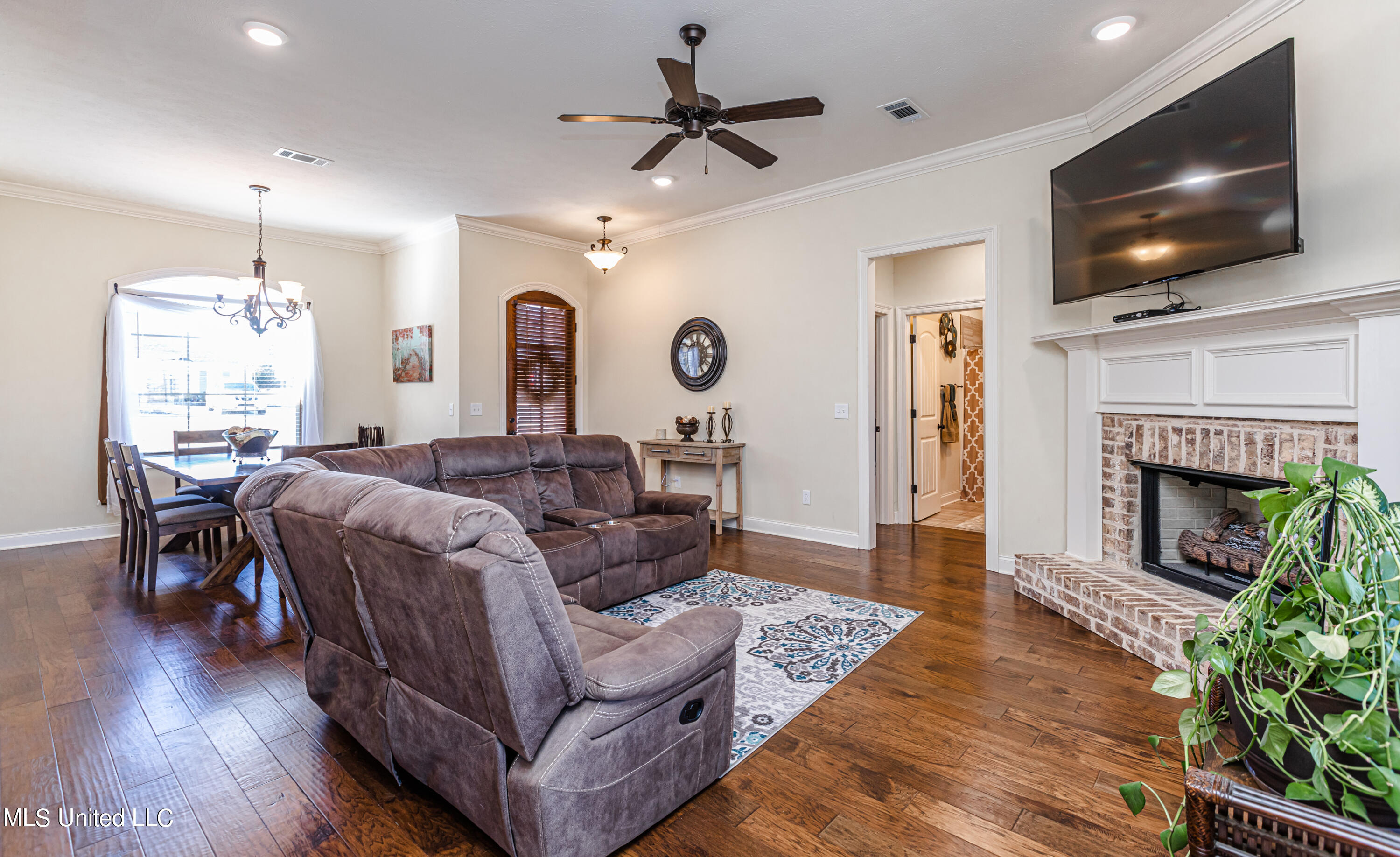 161 Western Ridge Circle Canton, MS 39046 - Photo 5 of 23 926A1008