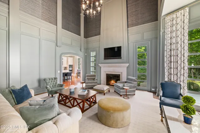 $12,495,000 | 537 North Street, Greenwich, CT 06830