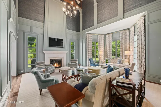 $12,495,000 | 537 North Street, Greenwich, CT 06830