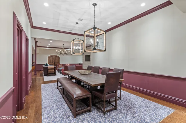 $12,495,000 | 537 North Street, Greenwich, CT 06830