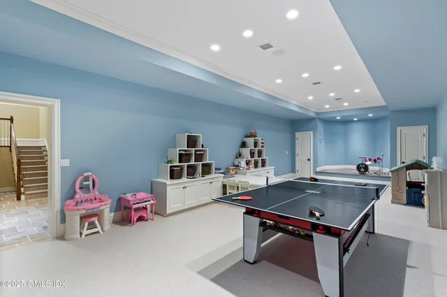 $12,495,000 | 537 North Street, Greenwich, CT 06830