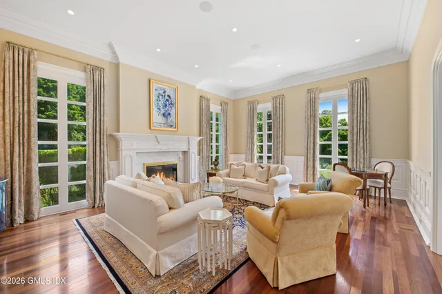 $12,495,000 | 537 North Street, Greenwich, CT 06830