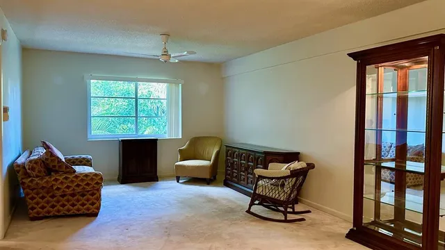 $143,900 | 639 West Oakland Park Boulevard, Unit 207D, Oakland Park, FL 33309