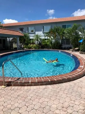 $143,900 | 639 West Oakland Park Boulevard, Unit 207D, Oakland Park, FL 33309