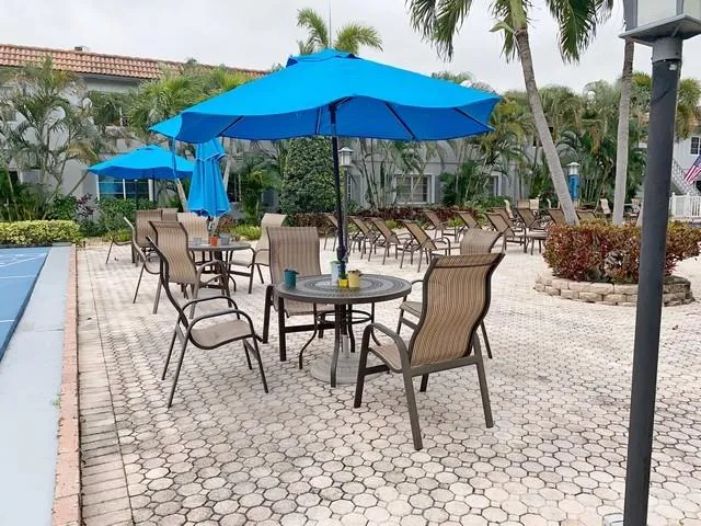 $143,900 | 639 West Oakland Park Boulevard, Unit 207D, Oakland Park, FL 33309