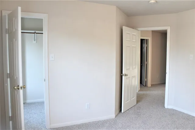 $2,800 | 71 North Brooksedge Circle, The Woodlands, TX 77382