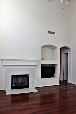 $2,800 | 71 North Brooksedge Circle, The Woodlands, TX 77382