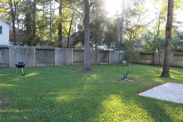 $2,800 | 71 North Brooksedge Circle, The Woodlands, TX 77382