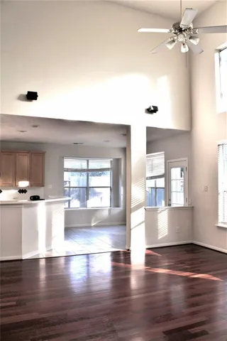 $2,800 | 71 North Brooksedge Circle, The Woodlands, TX 77382