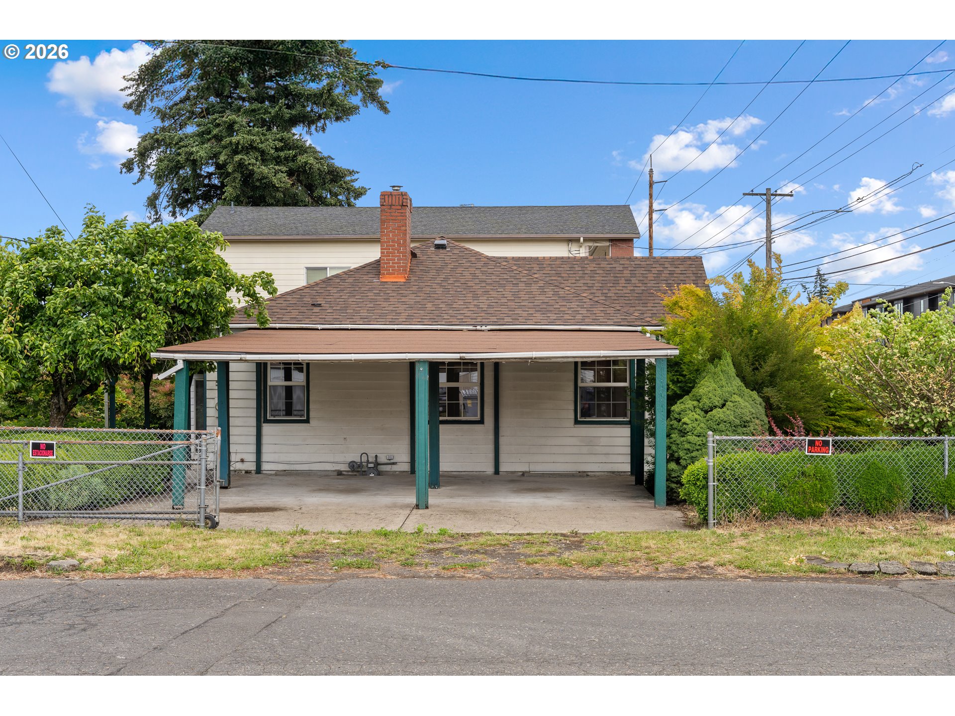 11311 Southeast Division Street Portland, OR 97216 - Photo 3 of 48