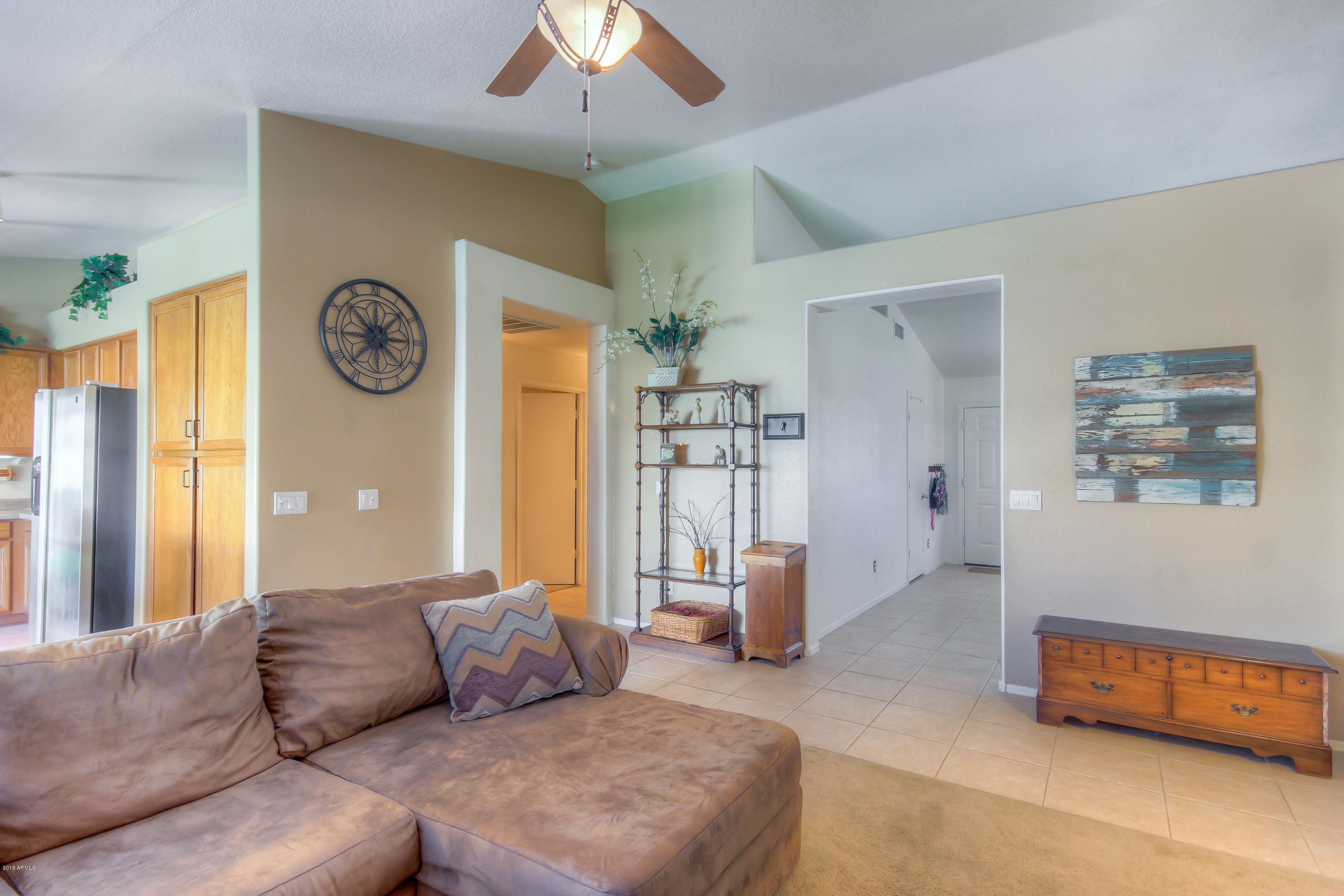 1672 East Redfield Road Gilbert, AZ 85234 - Photo 14 of 33 Living Room (4)