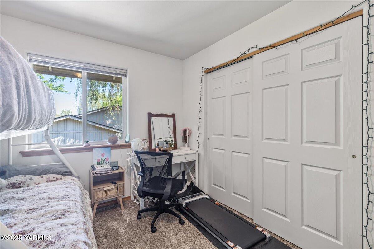 Undisclosed Address Selah, WA 98942 - Photo 16 of 20 Upstairs Bedroom 1 Closet