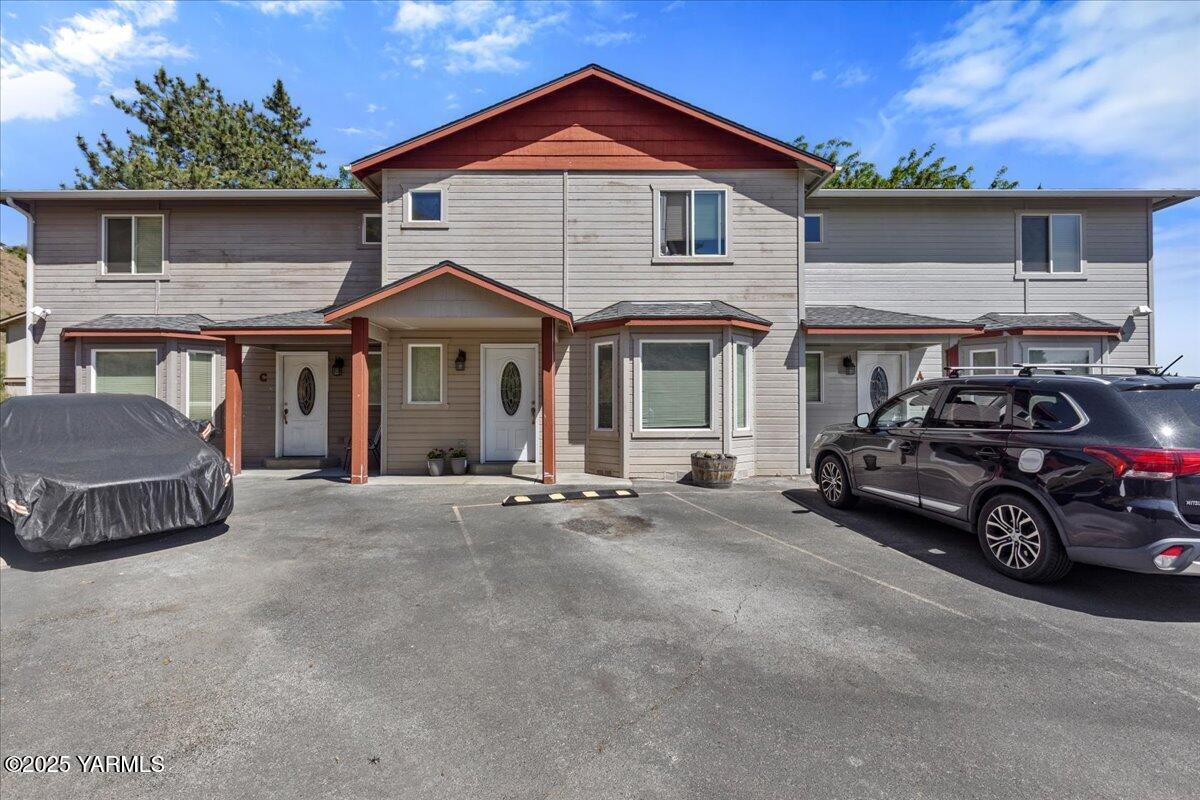 Undisclosed Address Selah, WA 98942 - Photo 20 of 20 Tri-Plex Parking