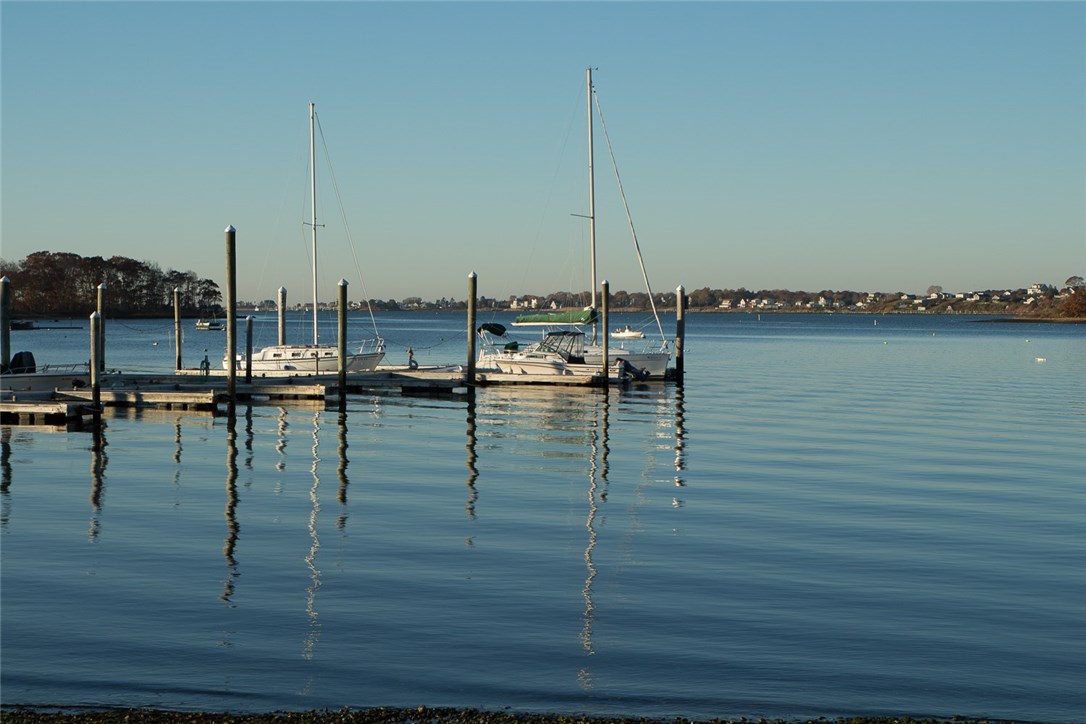 11 Sandy Beach Road Narragansett, RI 02882 - Photo 3 of 22