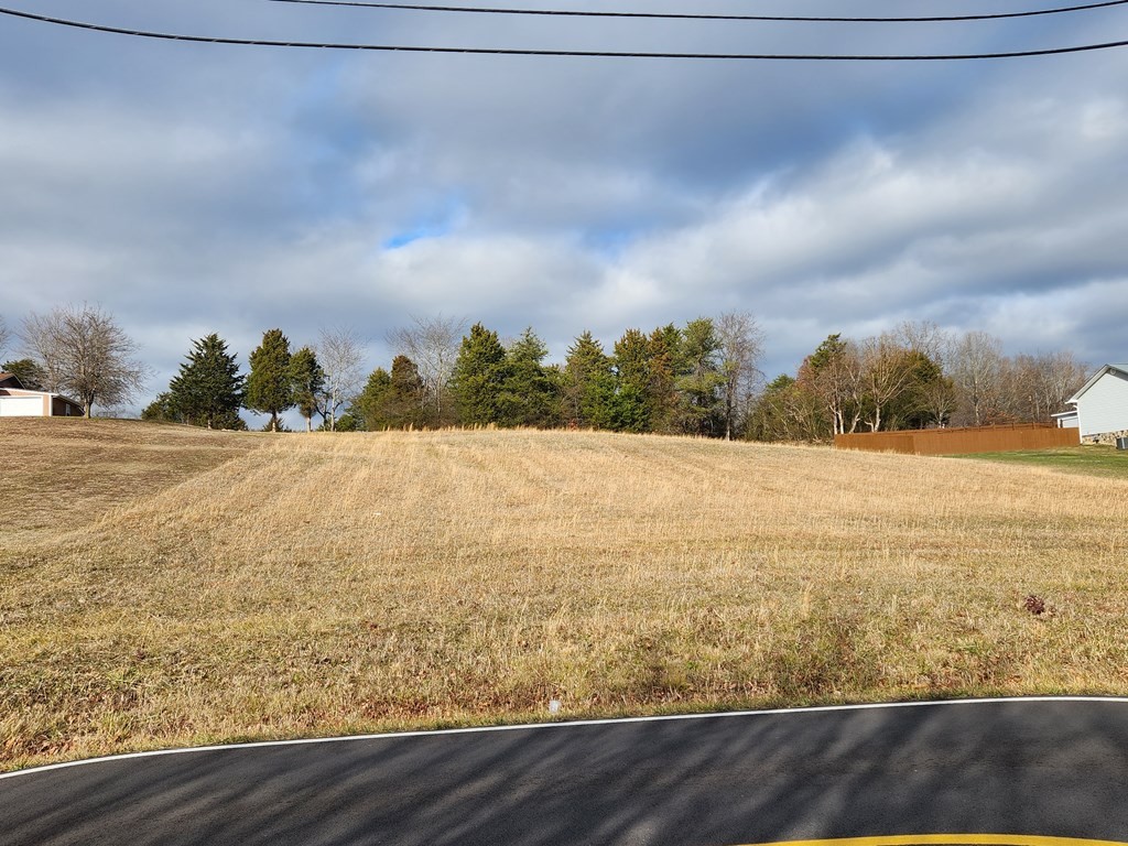 33 New Center Road Sevierville, TN 37876 - Photo 10 of 27 a view of an ocean