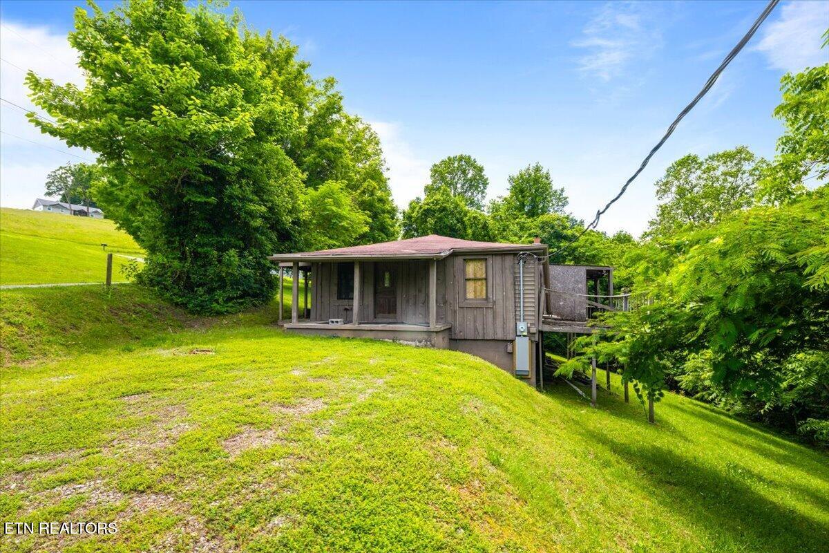 104 Jackson Road Andersonville, TN 37705 - Photo 10 of 37 Weekend Retreat Possibility