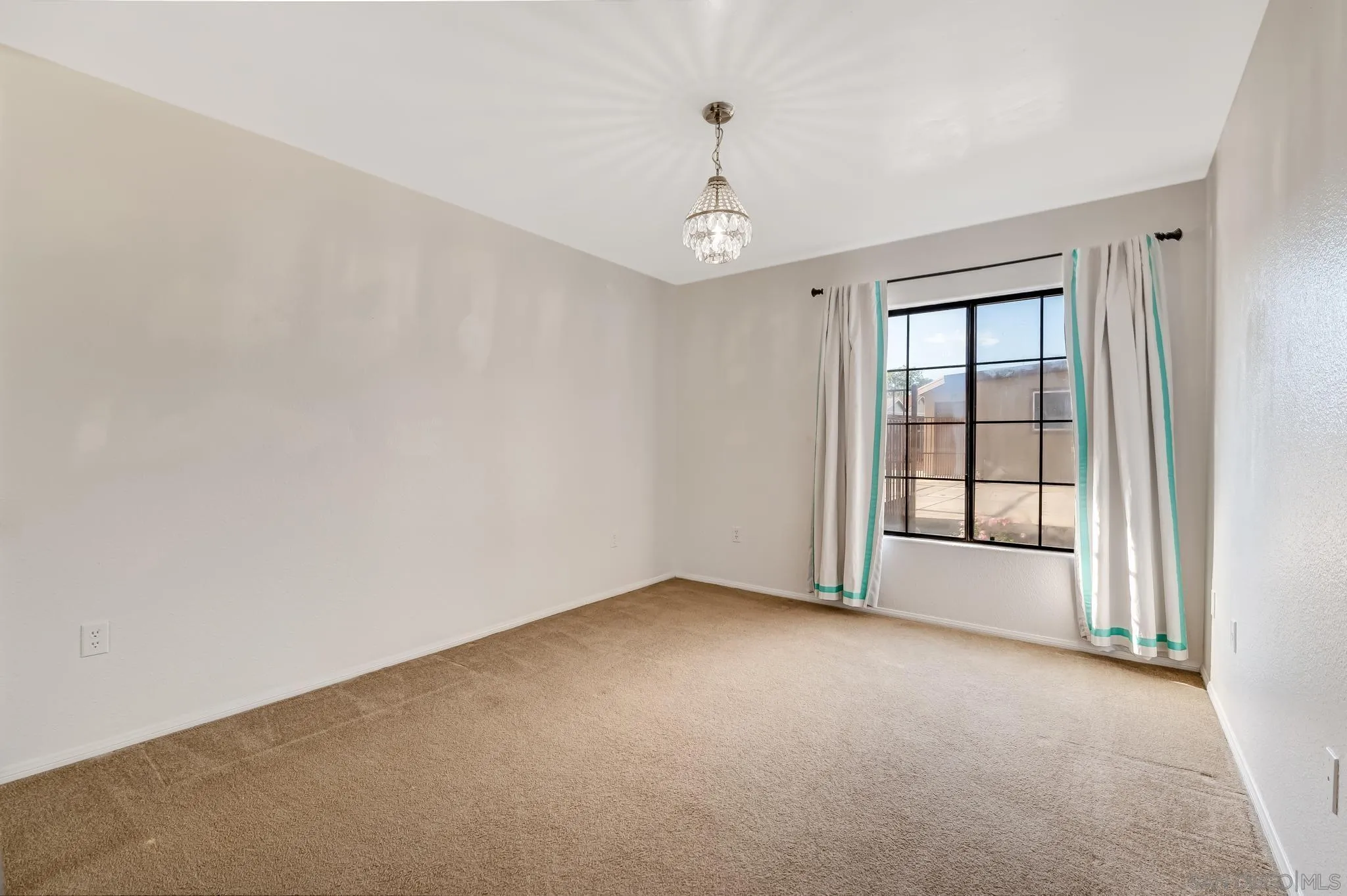 14338 Garden Road Poway, CA 92064 - Photo 14 of 29 Gallery Image 14