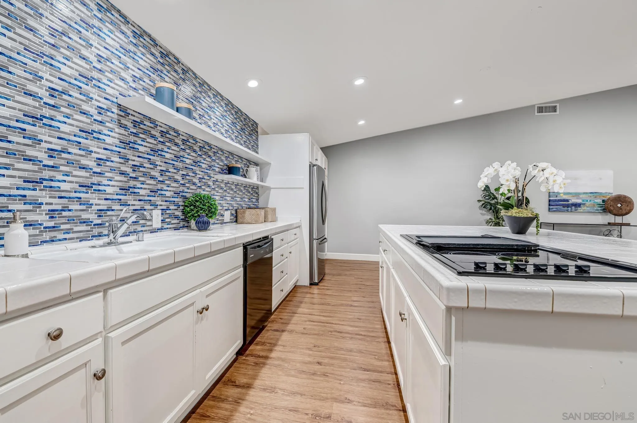 14338 Garden Road Poway, CA 92064 - Photo 6 of 29 Gallery Image 6