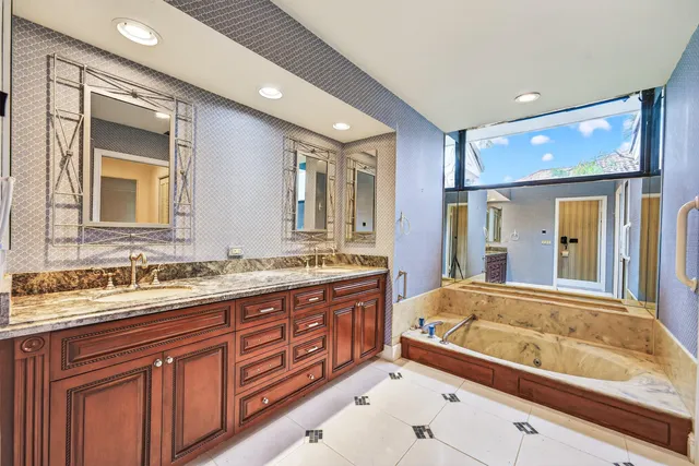 $10,000 | 6599 Eastpointe Pines Street, Palm Beach Gardens, FL 33418