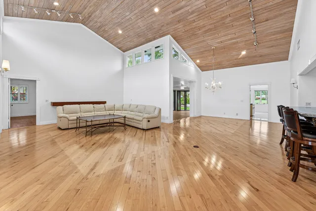 $10,000 | 6599 Eastpointe Pines Street, Palm Beach Gardens, FL 33418