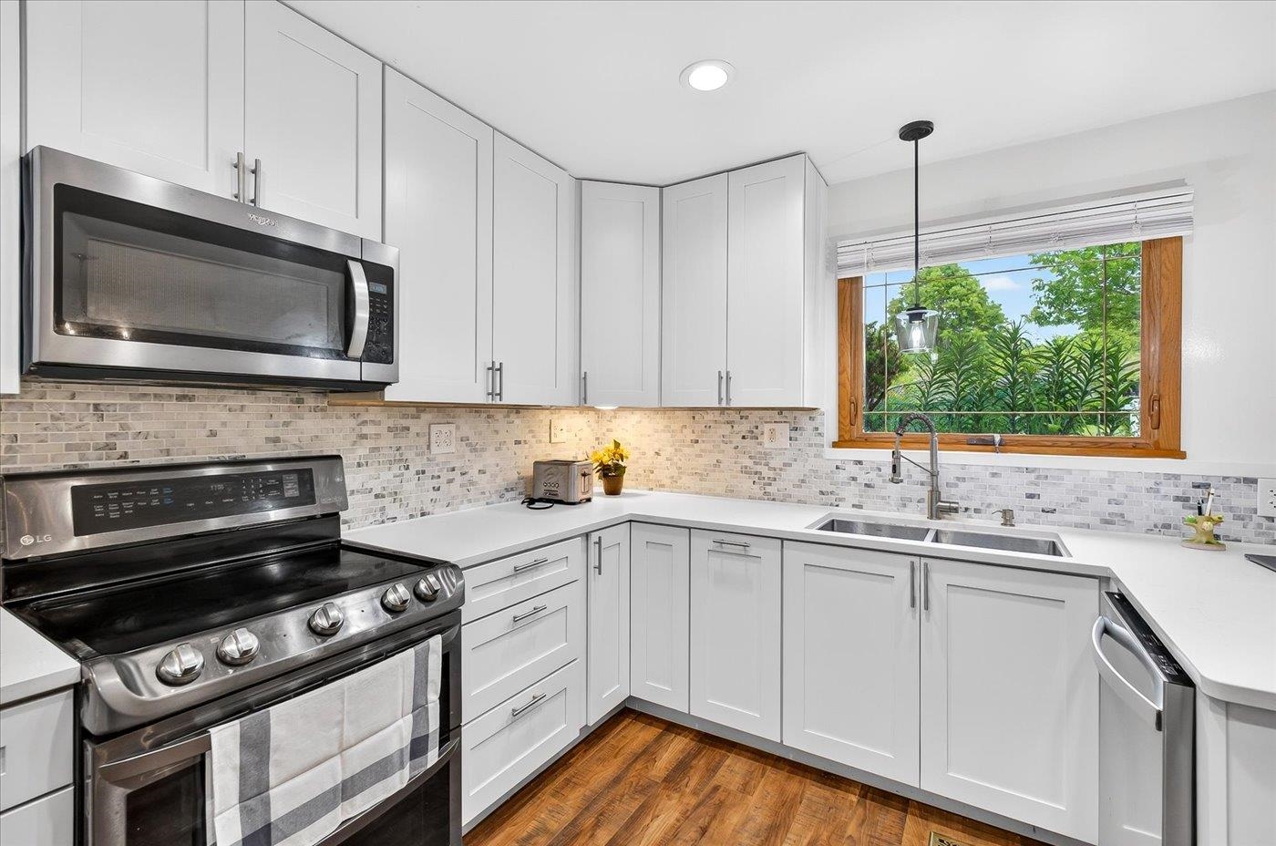 326 Racine Road Madison, WI 53705 - Photo 17 of 44