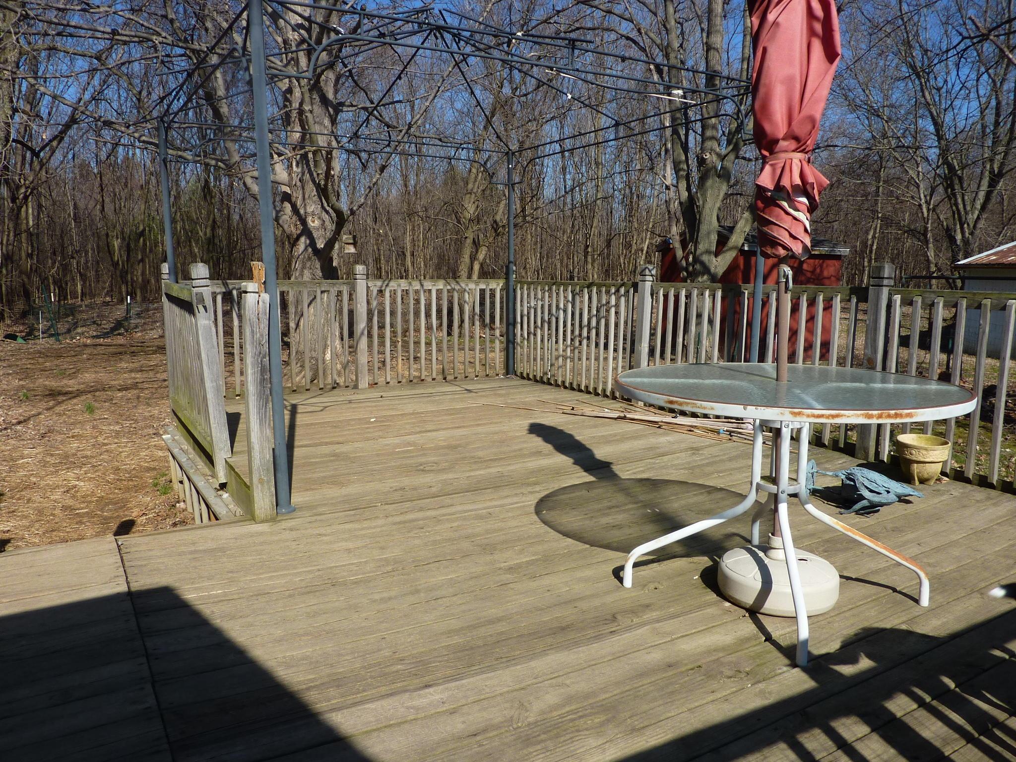 7317 Lancaster Road Hebron, OH 43025 - Photo 6 of 31 Small fenced area for pets