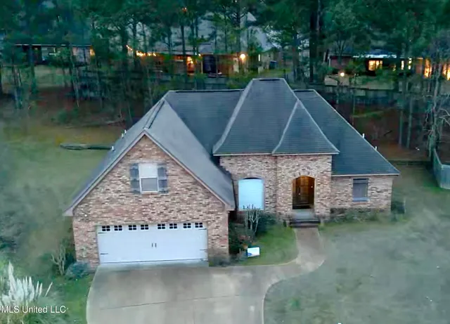 $390,000 | 206 Willow Crest Cove, Brandon, MS 39047