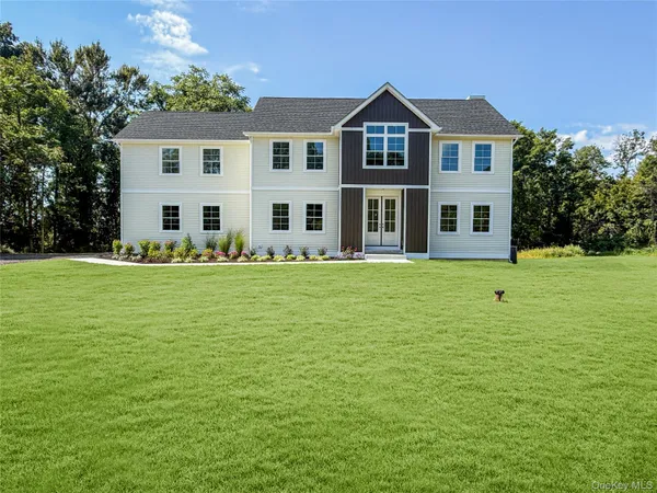 $834,900 | 7 Morrow Court, Walden, NY 12586