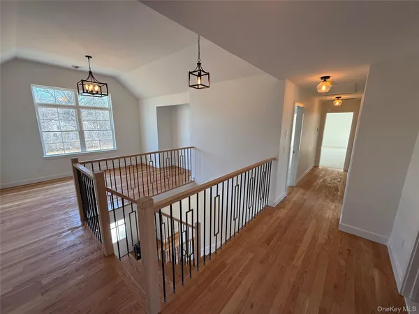 $834,900 | 7 Morrow Court, Walden, NY 12586