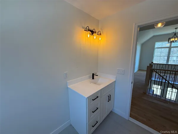 $834,900 | 7 Morrow Court, Walden, NY 12586