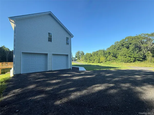 $834,900 | 7 Morrow Court, Walden, NY 12586