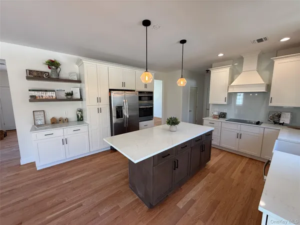 $834,900 | 7 Morrow Court, Walden, NY 12586
