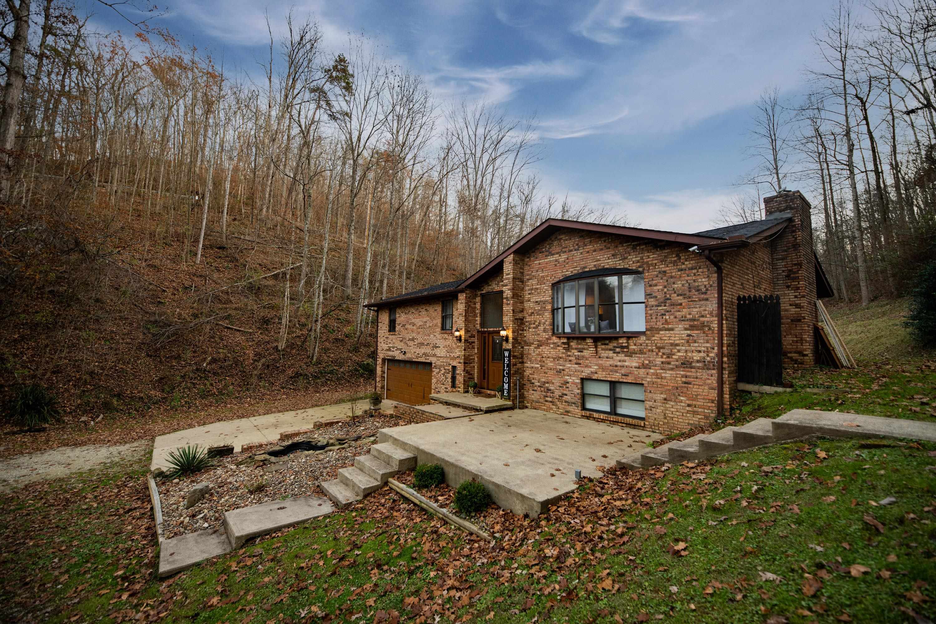 296 Two Mile Creek Road Milton, WV 25541 - Photo 2 of 21 Gallery Image 2