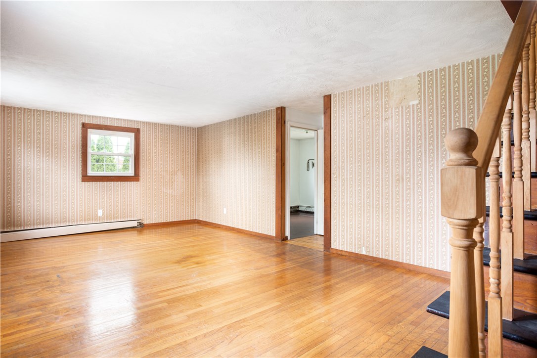 6 Cornell Road Narragansett, RI 02882 - Photo 14 of 30